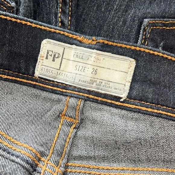 Free People skinny jeans. Size 26 - Picture 6 of 6